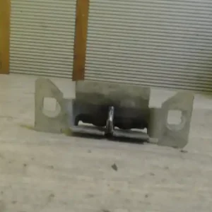 MERCEDES E W210 95.06-99.06 Csomagtérajtó zár ütköző 4 ajtós bontott alkatrész Akciós ár