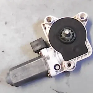 MERCEDES E W211 02-09 Bal hátsó ablakemelő motor bontott alkatrész Népszerű