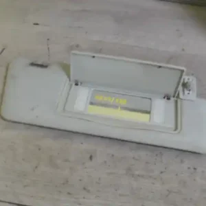 Expressz kézbesítés MERCEDES E W210 95.06-99.06 Jobb napellenző bontott alkatrész