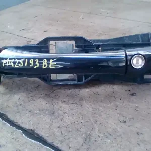 MERCEDES E(W211) 2002.04.01-2006.06.30 Bal első külső kilincs kombi bontott alkatrész Azonnal elérhető