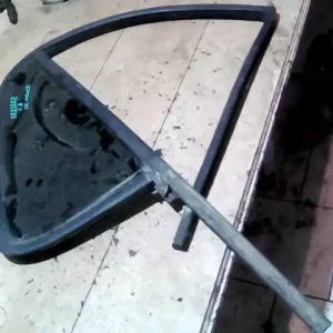 Szuper akció MERCEDES M (W163) 1998.02-2005.06 Jobb hátsó fixüveg ajtóban fóliázott bontott alkatrész