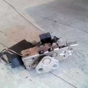 MERCEDES SPRINTER 00-06 Bal első ajtó zárszerkezet központi záras bontott alkatrész Rendeld meg most