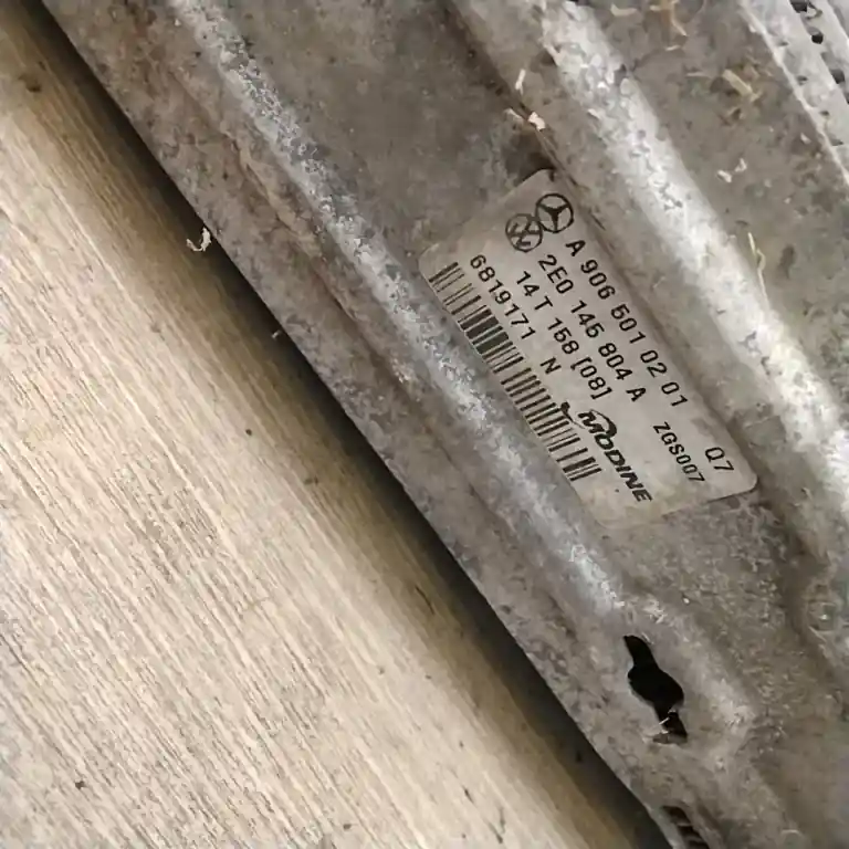 MERCEDES SPRINTER 2006.06-2013.09 Intercooler hűtő bontott alkatrész Bestseller