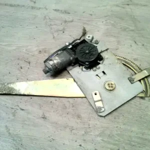 MERCEDES SPRINTER 95-00 Bal első ablakemelő szerkezet elektromos bontott alkatrész Ajánlat