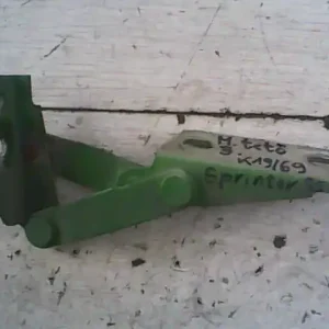 Ingyenes szállítás MERCEDES SPRINTER 95.02-00.03 Motorháztető jobb zsanér bontott alkatrész