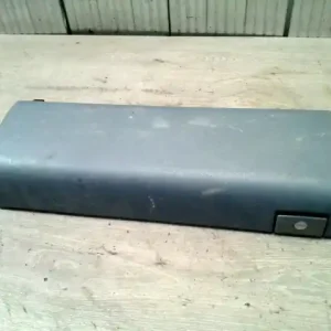 Árengedmény MERCEDES SPRINTER 95-00 Kesztyűtartó ajtó bontott alkatrész