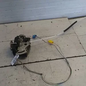 Vedd meg most MERCEDES VANEO 01.09-05.09 Bal első ajtó zárszerkezet központi záras centrálosbontott alkatrész