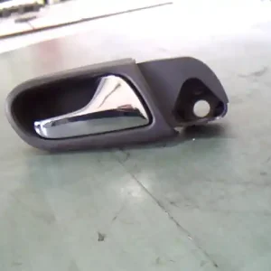 Prémium MERCEDES VANEO 01.09-05.09 Jobb első belső kilincs bontott alkatrész