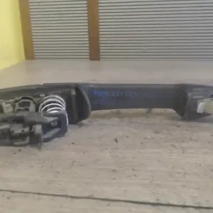 Szuper ajánlat MERCEDES VANEO 01.09-05.09 Jobb hátsó külső kilincs 4 ajtós bontott alkatrész