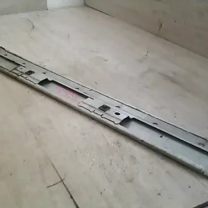 Akciós ár MERCEDES VANEO 01.09-05.09 Jobb tolóajtó díszléc bontott alkatrész