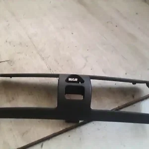 Kedvezmény MERCEDES VANEO 01.09-05.09 Középkonzol keret bontott alkatrész