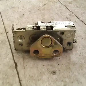 Kiárusítás MERCEDES VITO 96- Bal első ajtó zárszerkezet mechanikus bontott alkatrész