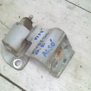 Kedvezményes ár MERCEDES VITO 96- Bal első alsó ajtózsanér bontott alkatrész