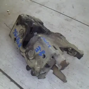 MERCEDES VITO 96- Jobb első ajtó zárszerkezet mechanikus bontott alkatrész Végkiárusítás