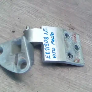 MERCEDES VITO 96- Jobb első felső ajtózsanér bontott alkatrész Kedvezmény