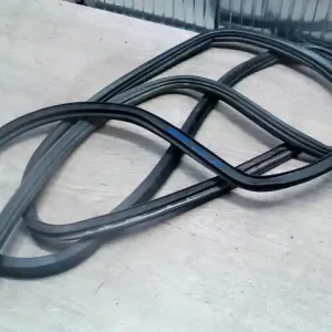 Gyors kiszállítás MERCEDES VITO 96- Jobb hátsó ajtó kéder gumi jobb tolóajtó bontott alkatrész