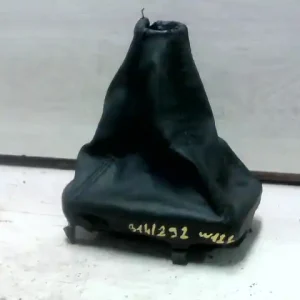 Különleges ajánlat MERCEDES W126 Váltószoknya bőr bontott alkatrész