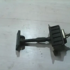 MERCEDES W220 S 320 CDI Bal hátsó ajtóhatároló bontott alkatrész Rendeld meg most