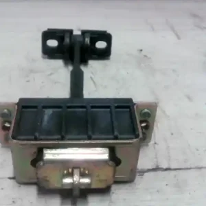 Expressz szállítás MERCEDES W220 S 320 CDI Jobb első ajtóhatárolóbontott alkatrész