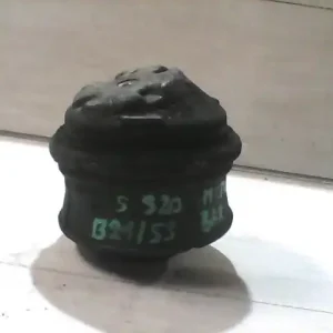 Legnépszerűbb MERCEDES W220 S 320 CDI Motortartó bak bontott alkatrész