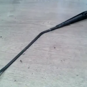 MITSUBISHI CARISMA 95.05-99.07 Ablaktörlő kar hátsó bontott alkatrész Akció