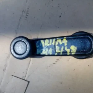 Csak ma MITSUBISHI CARISMA 95.05-99.07 Ablak tekerő kar bontott alkatrész