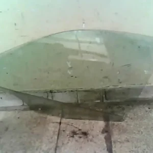 Csak ma MITSUBISHI CARISMA 95.05-99.07 Bal első ajtóüveg bontott alkatrész