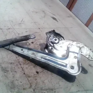 MITSUBISHI CARISMA 95.05-99.07 Bal hátsó ablakemelő szerkezet mechanikus bontott alkatrész Rendeld meg most