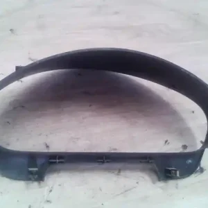 Ajánlat MITSUBISHI CARISMA 95.05-99.07 Kilométeróra keret bontott alkatrész