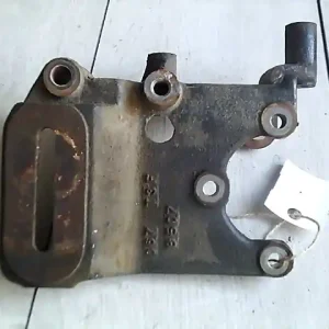 Szezonális akció MITSUBISHI CARISMA 95.05-99.07 Motortartó bak bontott alkatrész