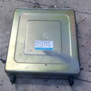 Árengedmény MITSUBISHI CARISMA 95.05-99.07 Motorvezérlő egység ecu pcm modul 1.6i bontott alkatrész