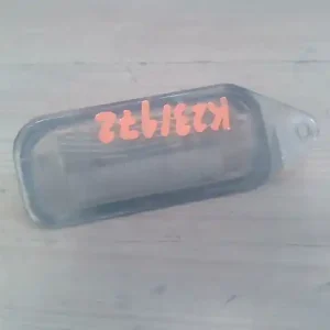 Azonnal elérhető MITSUBISHI CARISMA 95.05-99.07 Rendszám világítás bontott alkatrész