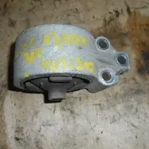 Expressz szállítás MITSUBISHI CARISMA 95.05-99.07 Sebességváltó tartó bak bontott alkatrész