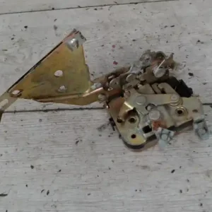 Biztonságos fizetés MITSUBISHI CARISMA 99.08- Bal első ajtó zárszerkezet mechanikus bontott alkatrész