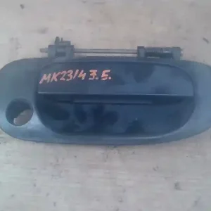 Ajánlat MITSUBISHI CARISMA 99.08- Jobb első külső kilincsbontott alkatrész