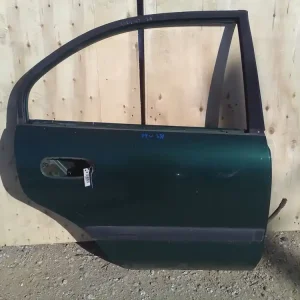 Expressz kézbesítés MITSUBISHI CARISMA 99.08- Jobb hátsó ajtó. 4 ajtós, sötétzöld bontott alkatrész