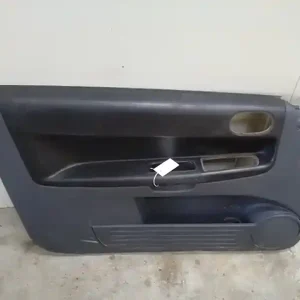 Nézd meg most MITSUBISHI COLT 04.04-08.09 Jobb első ajtó kárpit bontott alkatrész