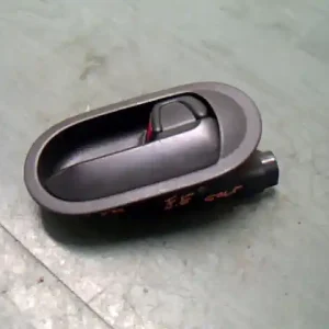 Vásárlói kedvenc MITSUBISHI COLT 04.04-08.09 Jobb első belső kilincs bontott alkatrész