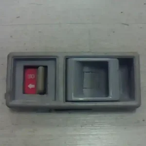 Prémium MITSUBISHI COLT 86-89 Bal első belső kilincs 3 ajtósbontott alkatrész