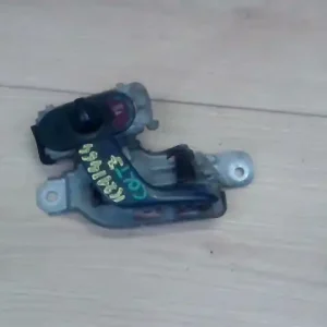 Akciós ár MITSUBISHI COLT 86-89 Jobb első belső kilincs bontott alkatrész