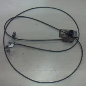 Ingyenes szállítás MITSUBISHI COLT 86-89 Motorháztető zár bontott alkatrész