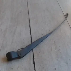 Kedvezményes ár MITSUBISHI COLT 92-96 Ablaktörlő kar hátsó 3 ajtós bontott alkatrész