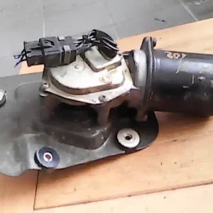 Gyors szállítás MITSUBISHI COLT 92-96 Ablaktörlő motor első bontott alkatrész