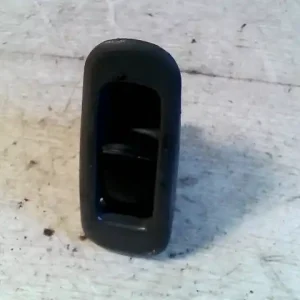 Utolsó esély MITSUBISHI COLT 92-96 Jobb első ablakemelő kapcsoló bontott alkatrész