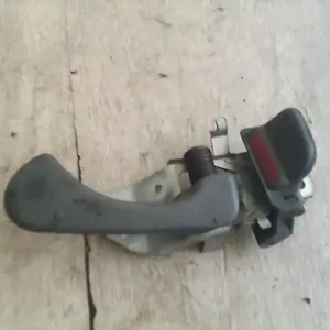 MITSUBISHI COLT 92-96 Jobb első belső kilincs 3 ajtós bontott alkatrész Szuper akció