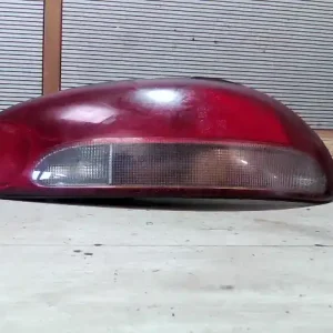 MITSUBISHI COLT 92-96 Jobb hátsó lámpa bontott alkatrész Árcsökkenés