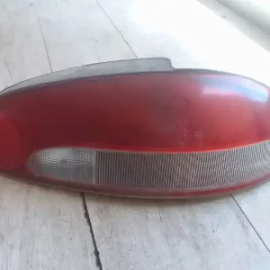 MITSUBISHI COLT 92-96 Jobb hátsó lámpa 3 ajtós bontott alkatrész Korlátozott ajánlat