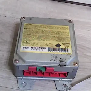 MITSUBISHI COLT 92-96 Légzsák vezérlőegység bontott alkatrész Csak ma