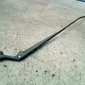 MITSUBISHI COLT 96-98 Ablaktörlő kar jobb első 3 ajtós bontott alkatrész Kihagyhatatlan ajánlat