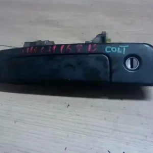 MITSUBISHI COLT 96-98 Bal első külső kilincs dugózárral, kulcs nélkül bontott alkatrész Legnépszerűbb